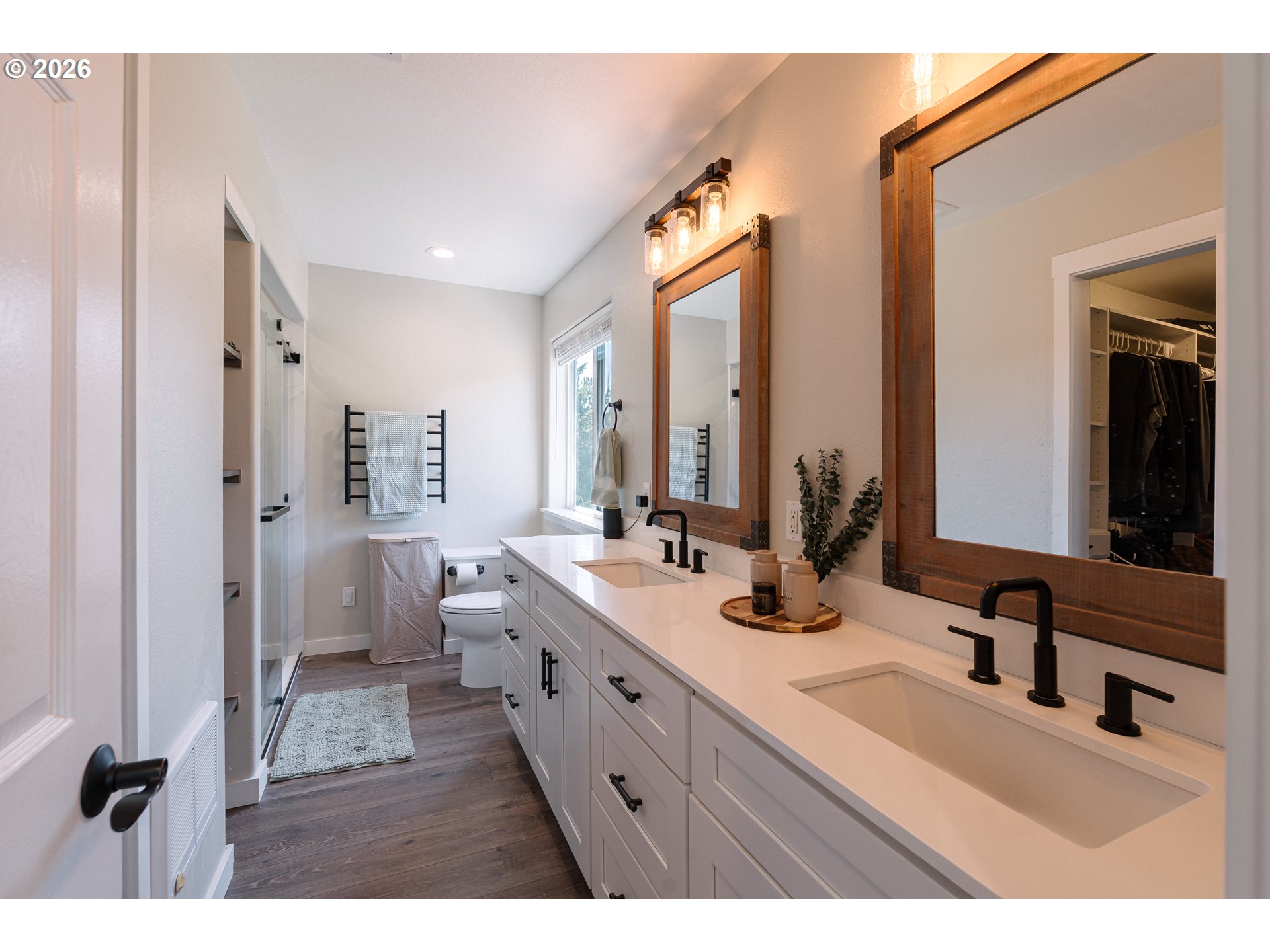 29500 Northeast Wilsonville Road Newberg, OR 97132 - Photo 27 of 46 Bathroom, Attached
