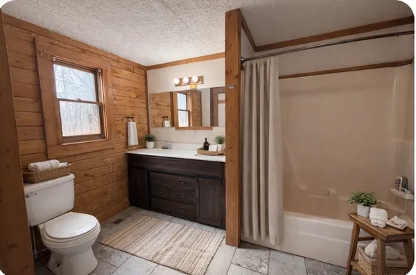 $349,900 | 4474 Cumberland City Road, Indian Mound, TN 37079