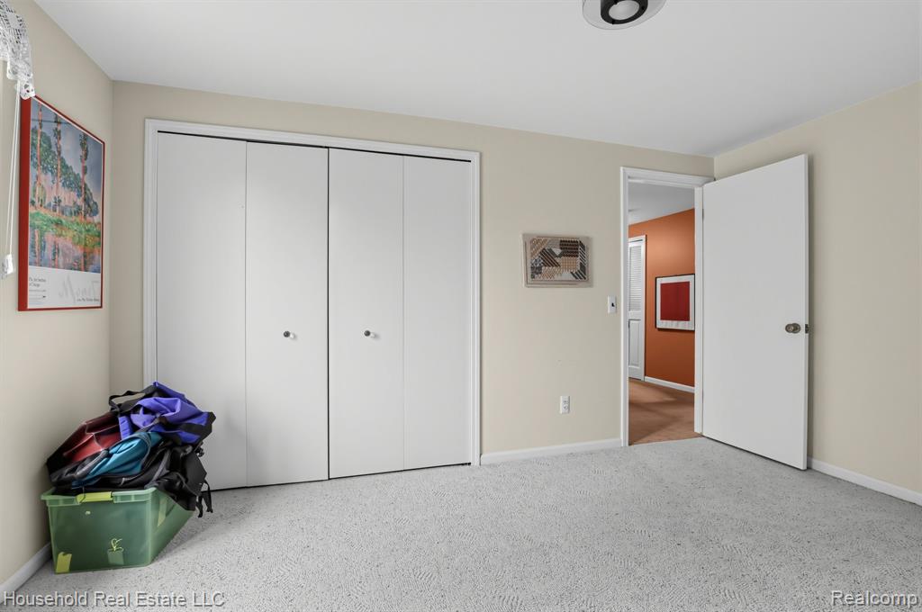 25711 Branchaster Road Farmington Hills, MI 48336 - Photo 30 of 32 Gallery Image 30