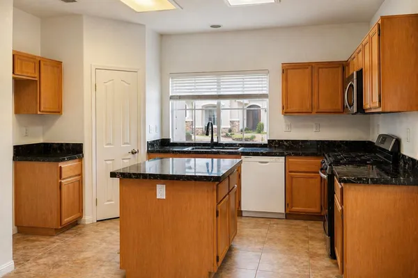 $3,150 | 83125 Broadmoor Drive, Indio, CA 92203