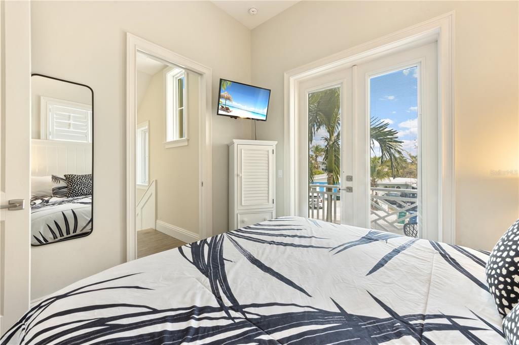 753 Jacaranda Road Anna Maria, FL 34216 - Photo 30 of 55 Gallery Image 30
