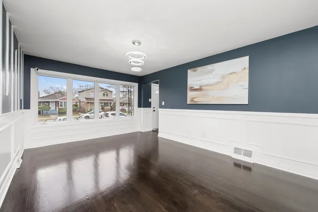 $379,900 | 3542 West 77th Street, Chicago, IL 60652