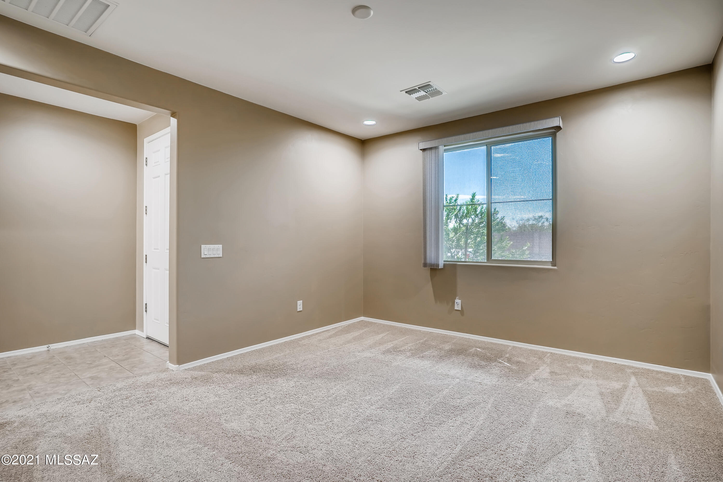 11405 East Rincon Range Drive Tucson, AZ 85747 - Photo 4 of 33