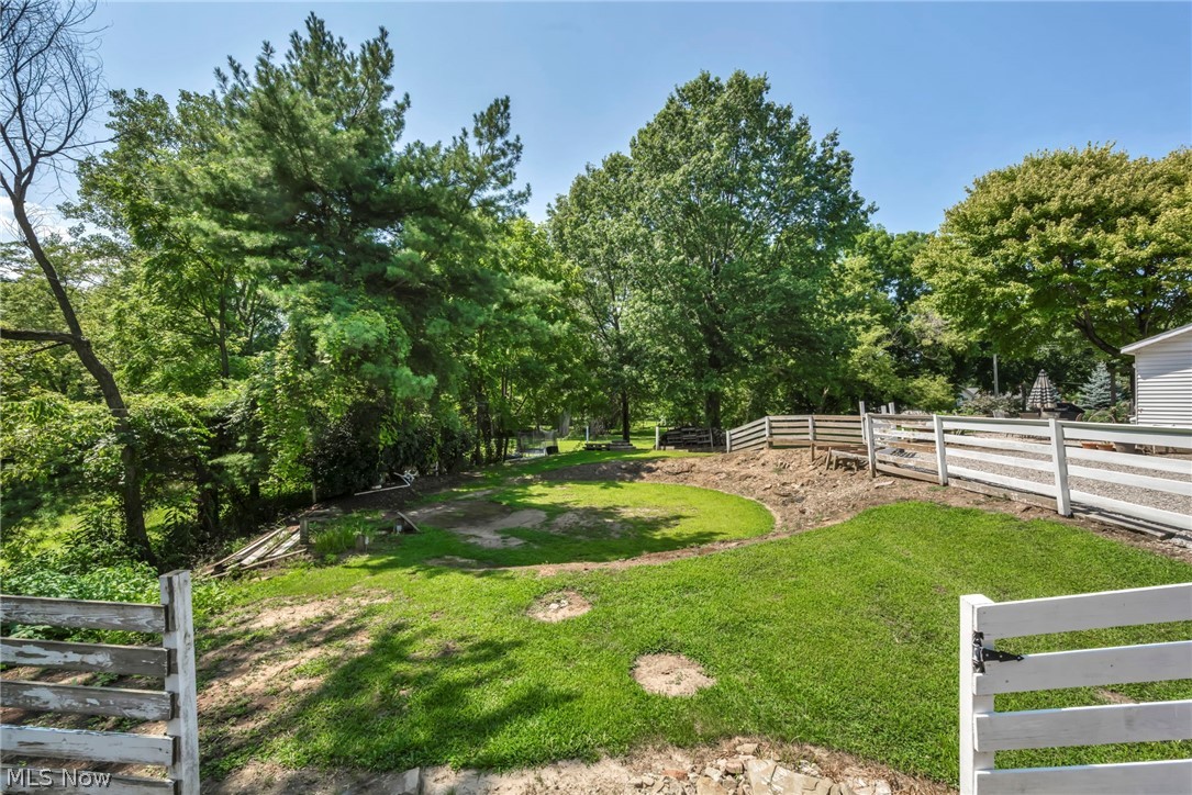 2250 Claus Road Vermilion, OH 44089 - Photo 9 of 32
