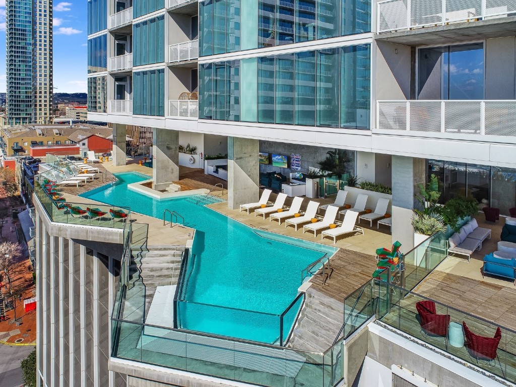 301 West Avenue, Unit 4604 Austin, TX 78701 - Photo 14 of 26