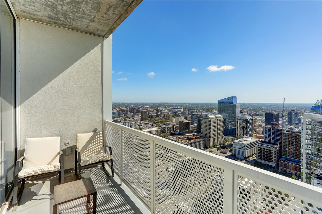 301 West Avenue, Unit 4604 Austin, TX 78701 - Photo 4 of 26