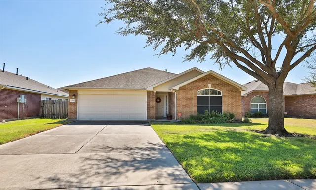 $2,250 | 10914 Barker View Drive, Cypress, TX 77433
