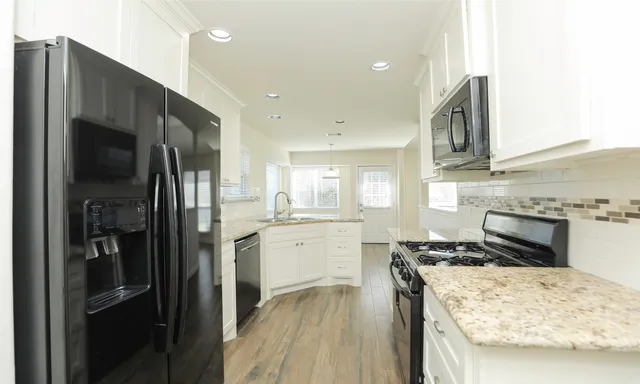 $2,250 | 10914 Barker View Drive, Cypress, TX 77433