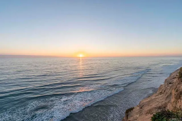 $5,400,000 | 498 Neptune Avenue, Encinitas, CA 92024