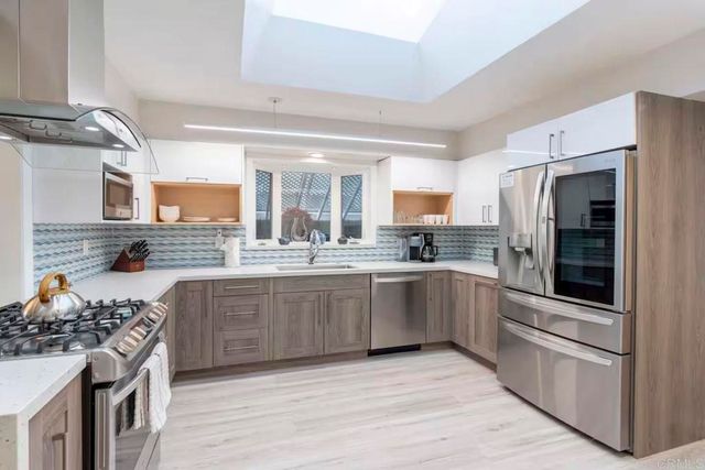 $5,400,000 | 498 Neptune Avenue, Encinitas, CA 92024
