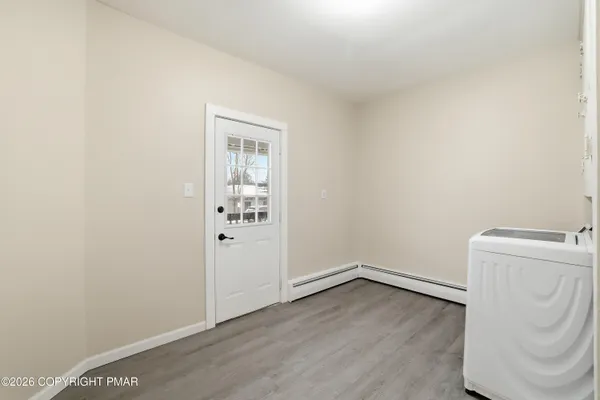 $2,300 | 809 Monroe Street, Stroudsburg, PA 18360