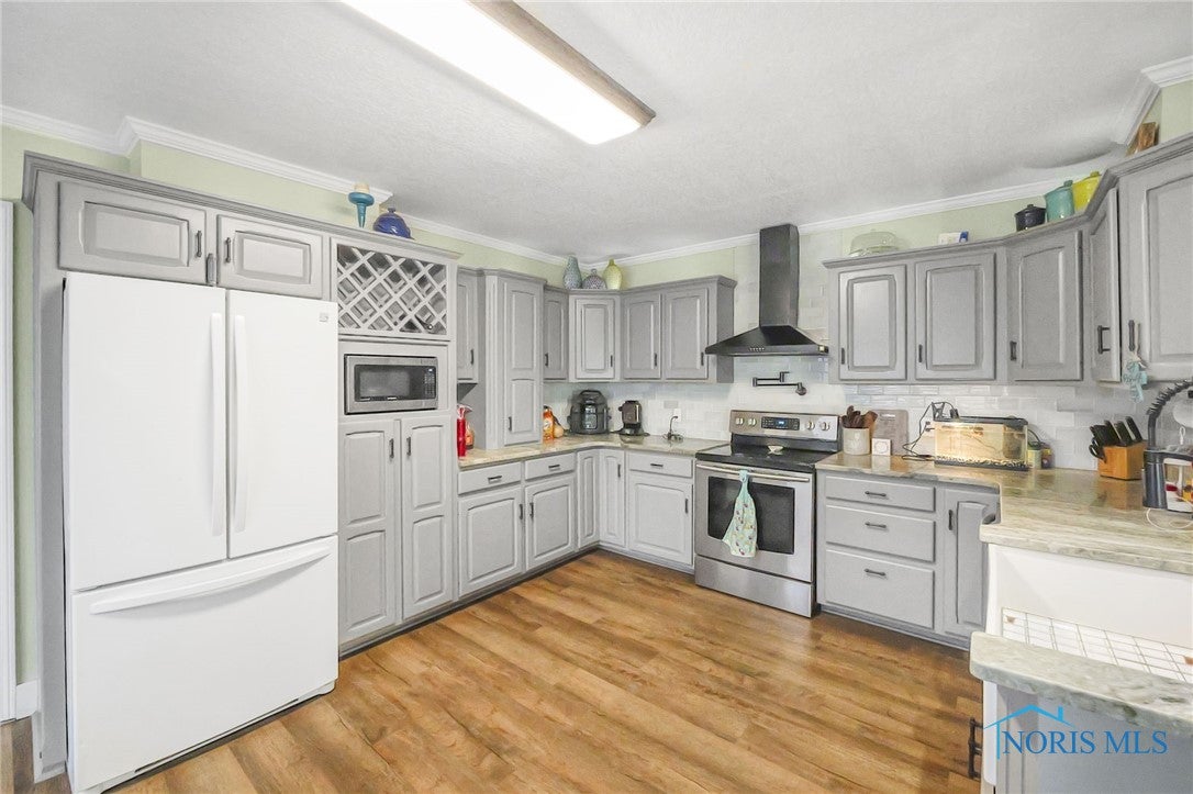 220 South Cousino Road Oregon, OH 43616 - Photo 17 of 46 Gallery Image 17