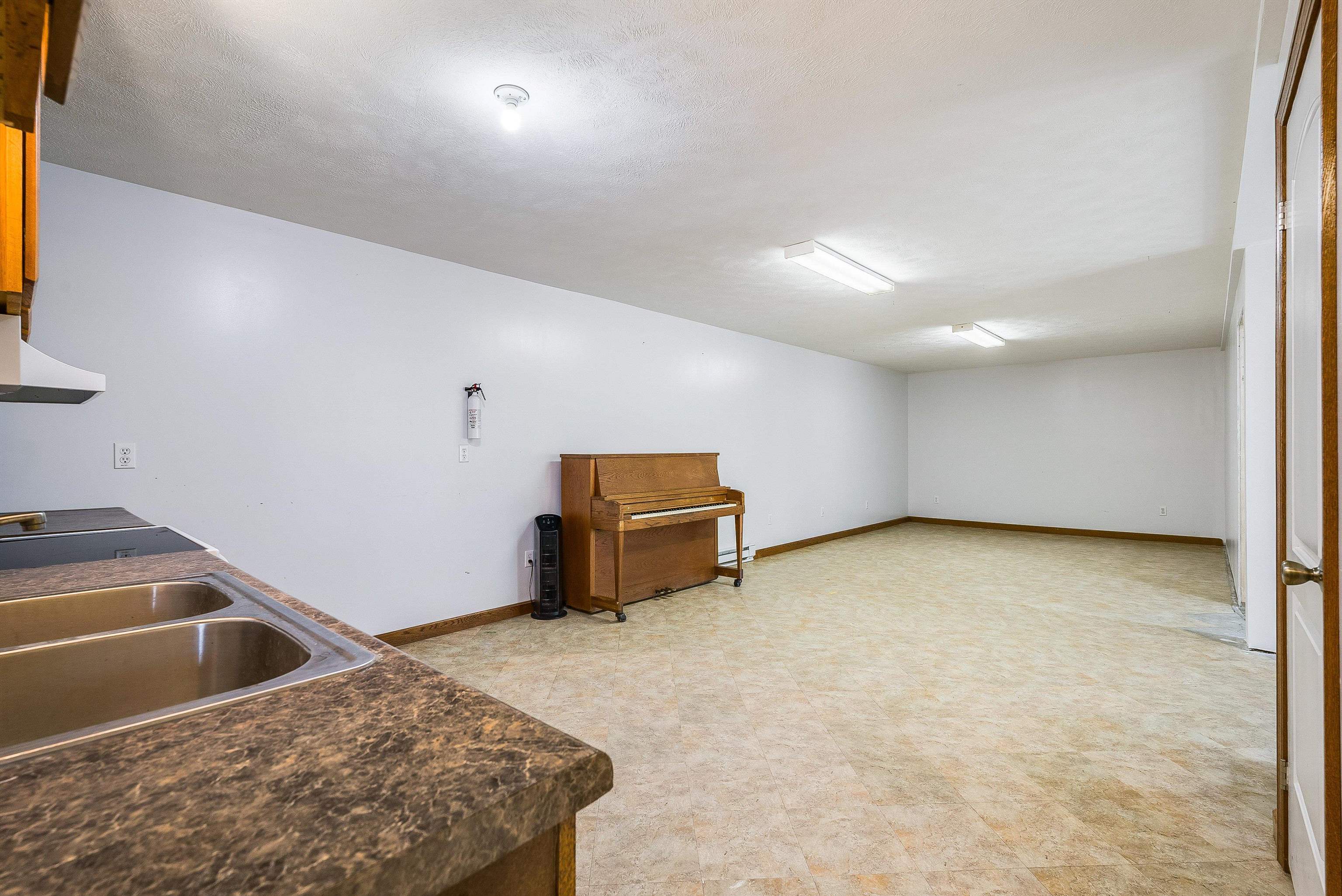 8499 Copperhead Road Singers Glen, VA 22850 - Photo 41 of 75 a view of a livingroom with a workspace