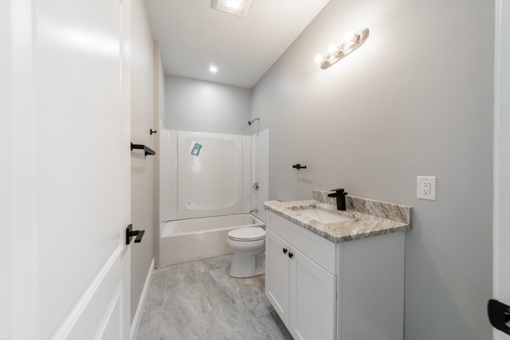 16 Adelle Circuit Worcester, MA 01607 - Photo 7 of 26 Gallery Image 7