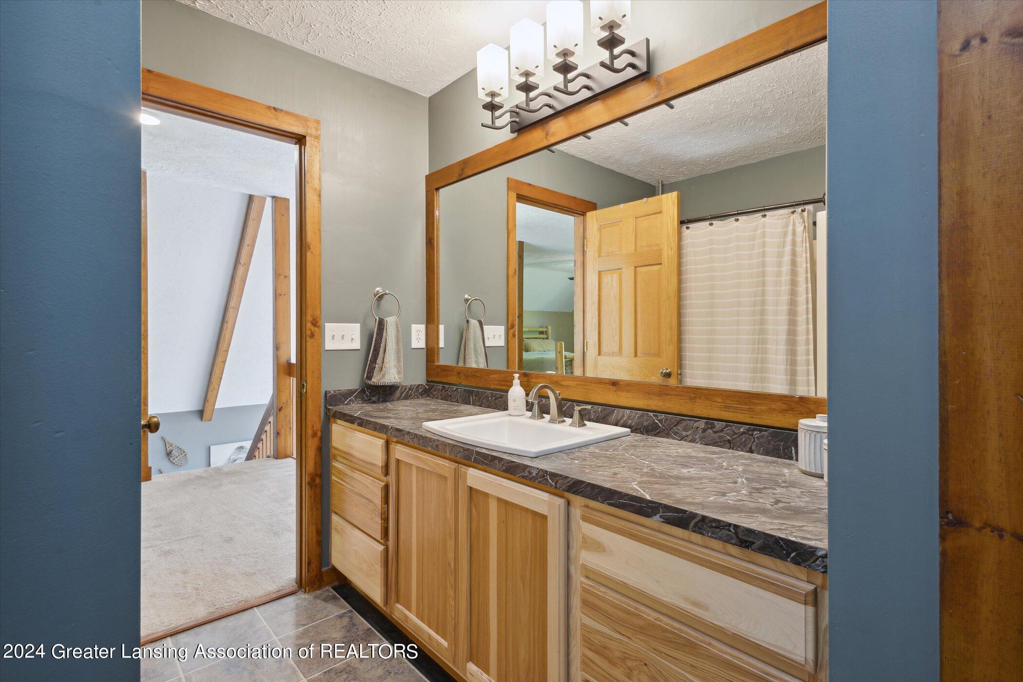 14312 McCrumb Road Eagle, MI 48822 - Photo 29 of 59 28-14312-McCrumb-Rd-Eagle-MI-48822-Windo