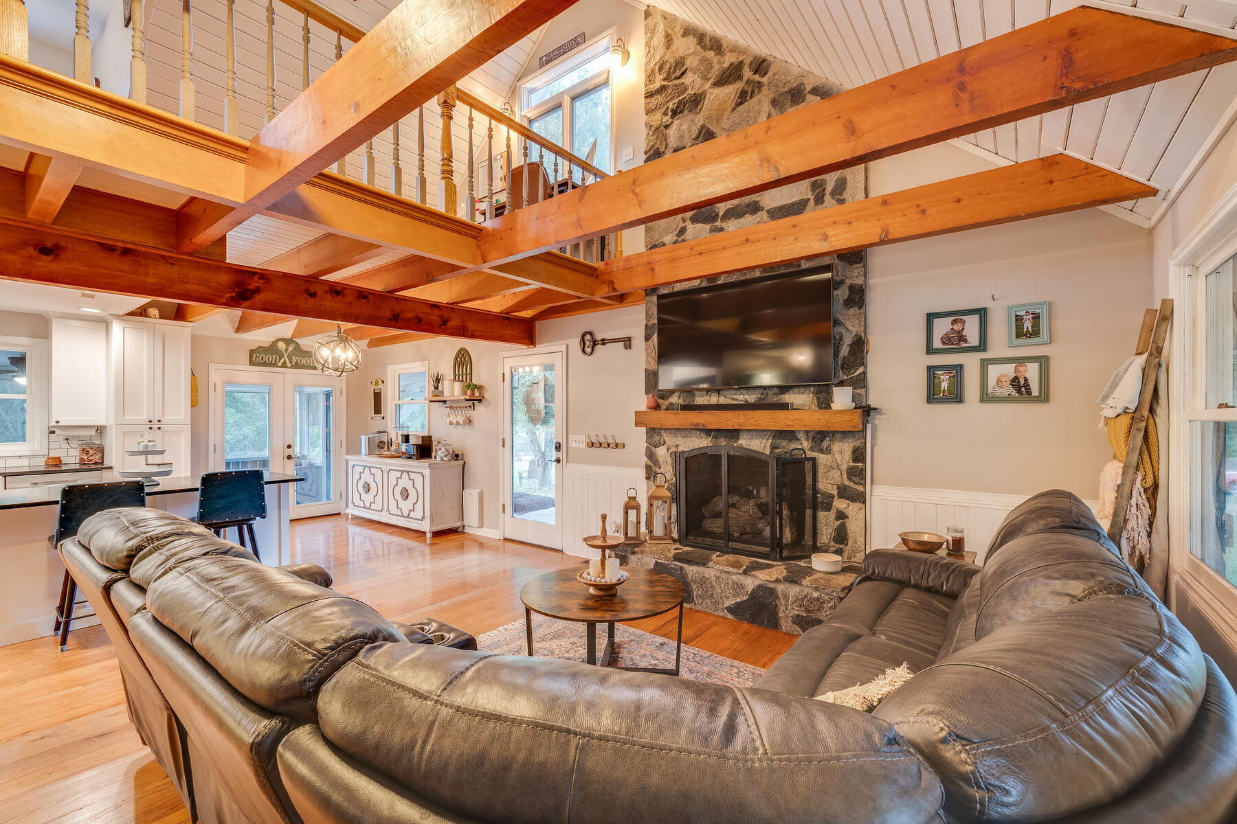 131 Laurels Road Johnson City, TN 37601 - Photo 7 of 55 007