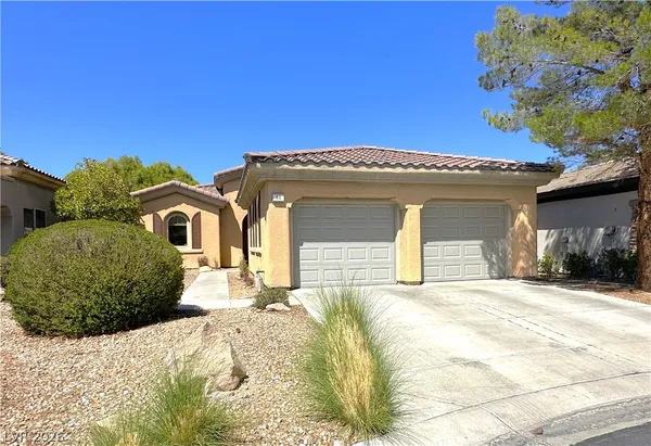 $2,520 | 14 Hammock Dunes Court, Henderson, NV 89052