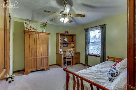 2115 Morrish Road Swartz Creek, MI 48473 - Photo 12 of 16 20446919-11.JPG