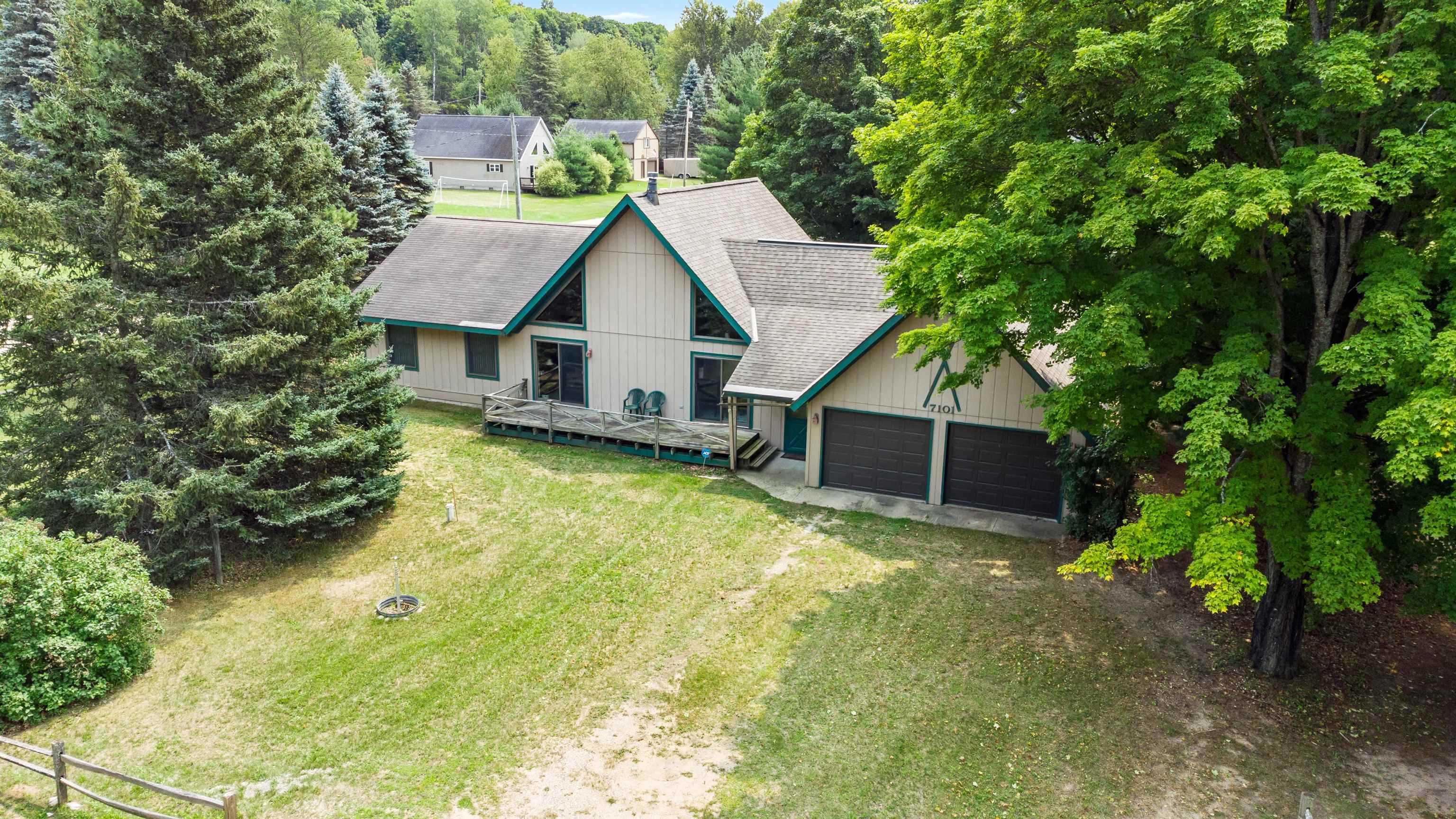 7101 West 38 Road Cadillac, MI 49601 - Photo 42 of 47 1914052-41.JPG