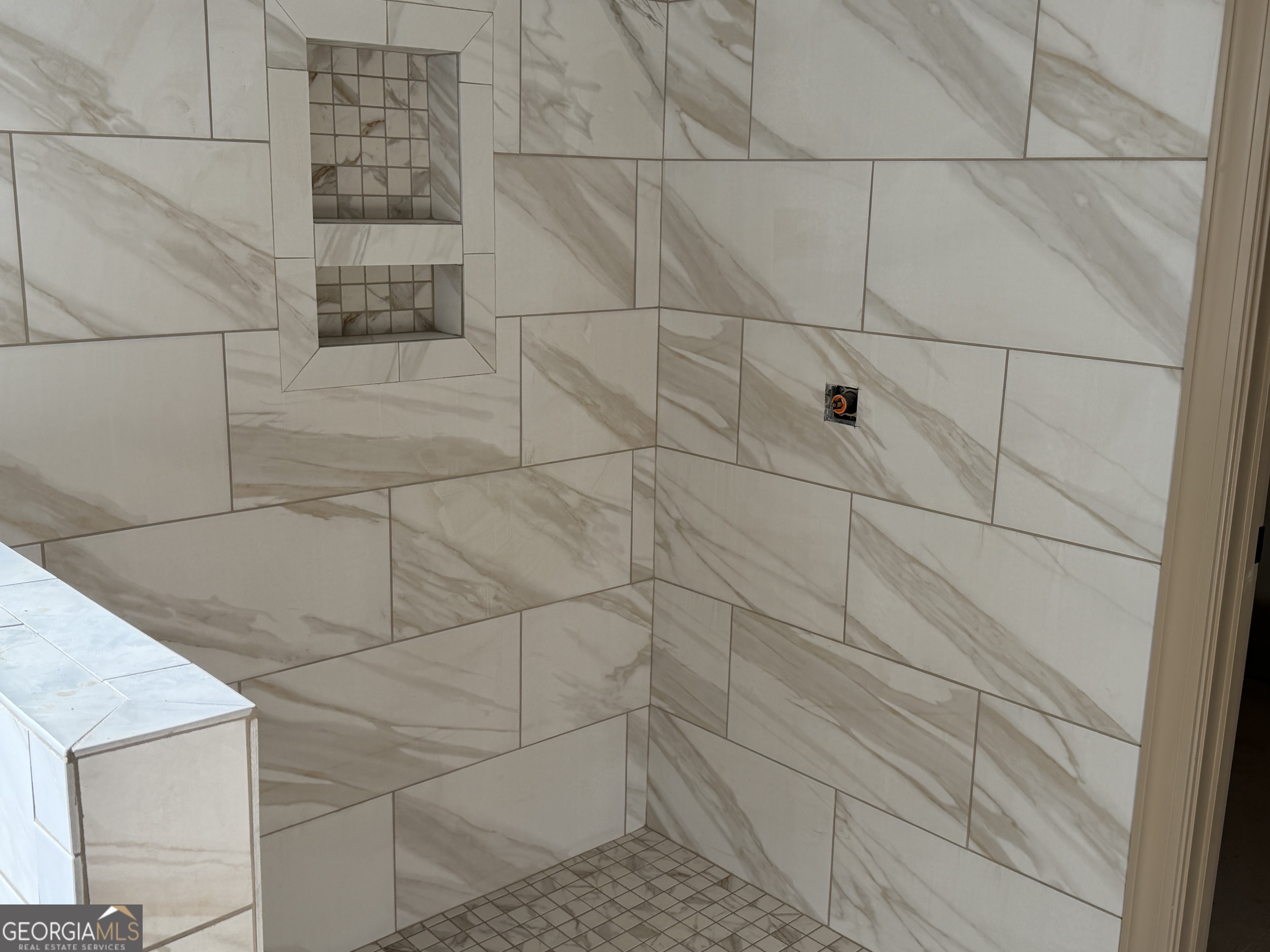 971 Horsley Mill Road Carrollton, GA 30116 - Photo 8 of 8 a bathroom with a shower