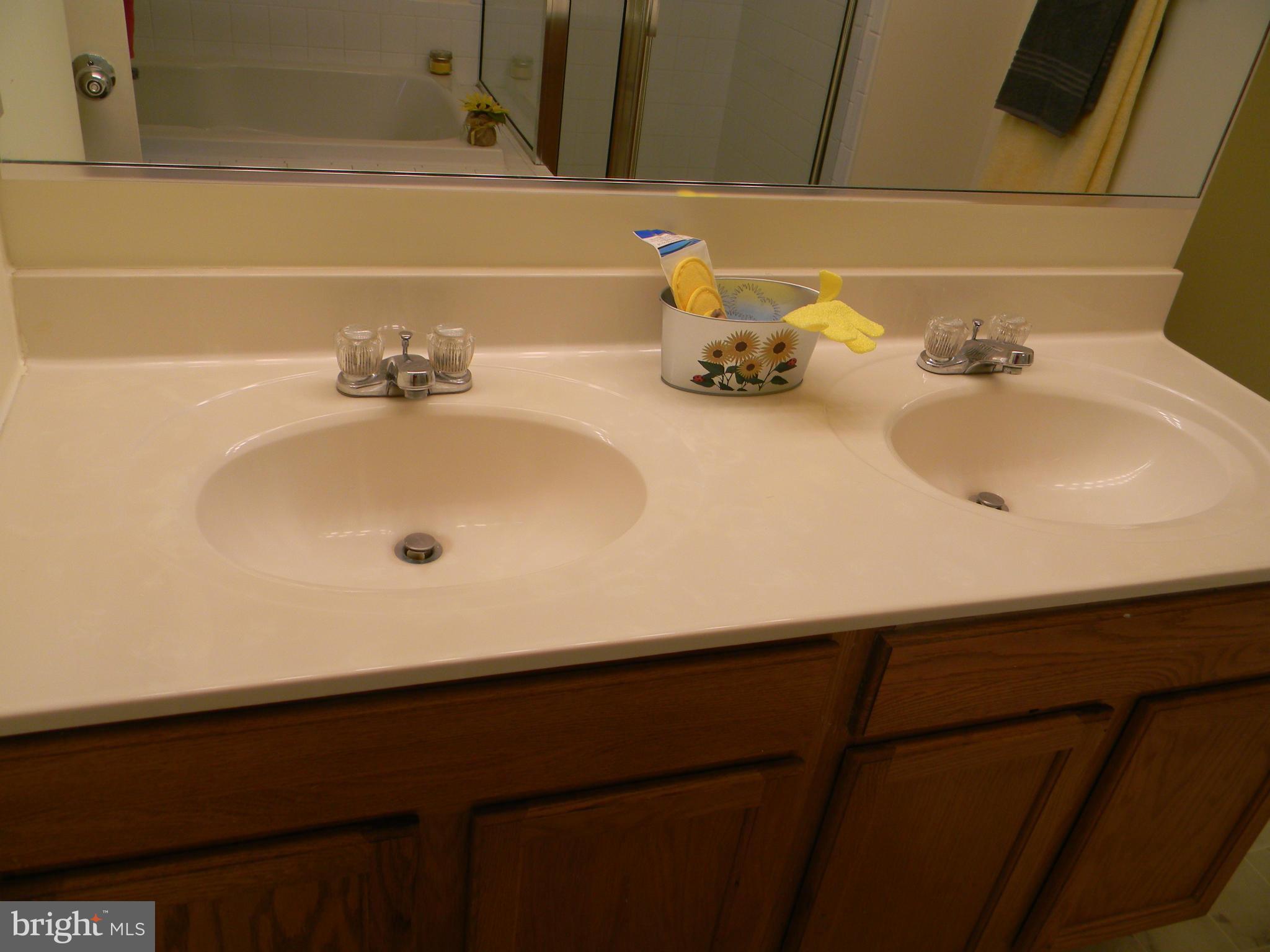 2011 Cramer Point Court Odenton, MD 21113 - Photo 19 of 30 Bath (Master)