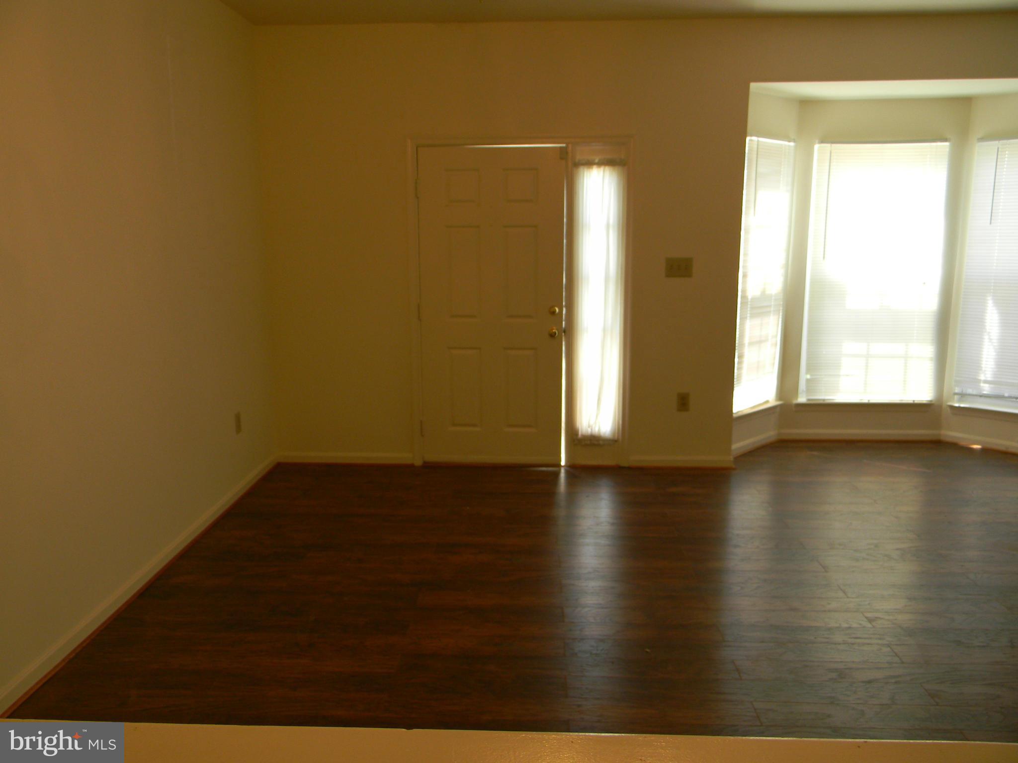 2011 Cramer Point Court Odenton, MD 21113 - Photo 10 of 30 Beautiful Laminate Wood Looking Floors