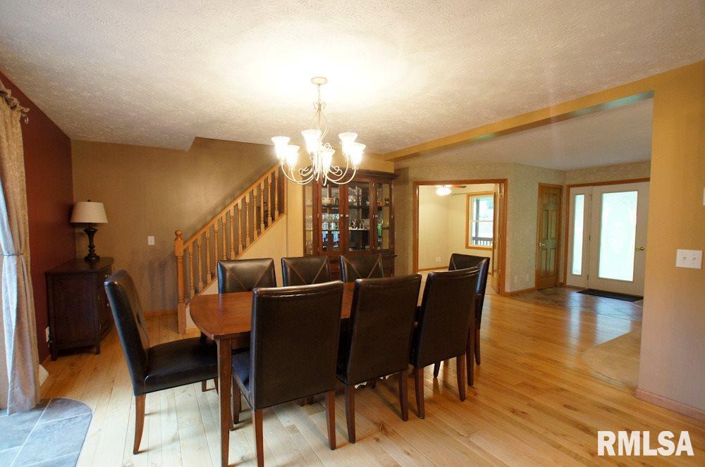 29250 North Indian Trail Road Canton, IL 61520 - Photo 11 of 36 Gallery Image 11
