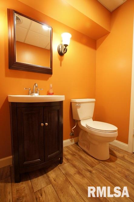 29250 North Indian Trail Road Canton, IL 61520 - Photo 25 of 36 Gallery Image 25
