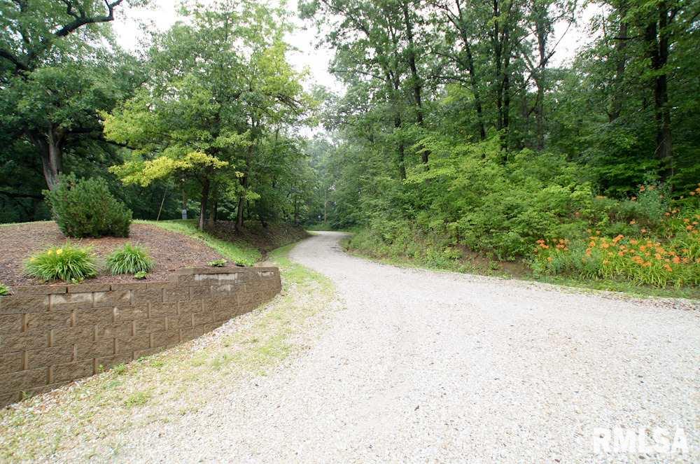 29250 North Indian Trail Road Canton, IL 61520 - Photo 36 of 36 Gallery Image 36