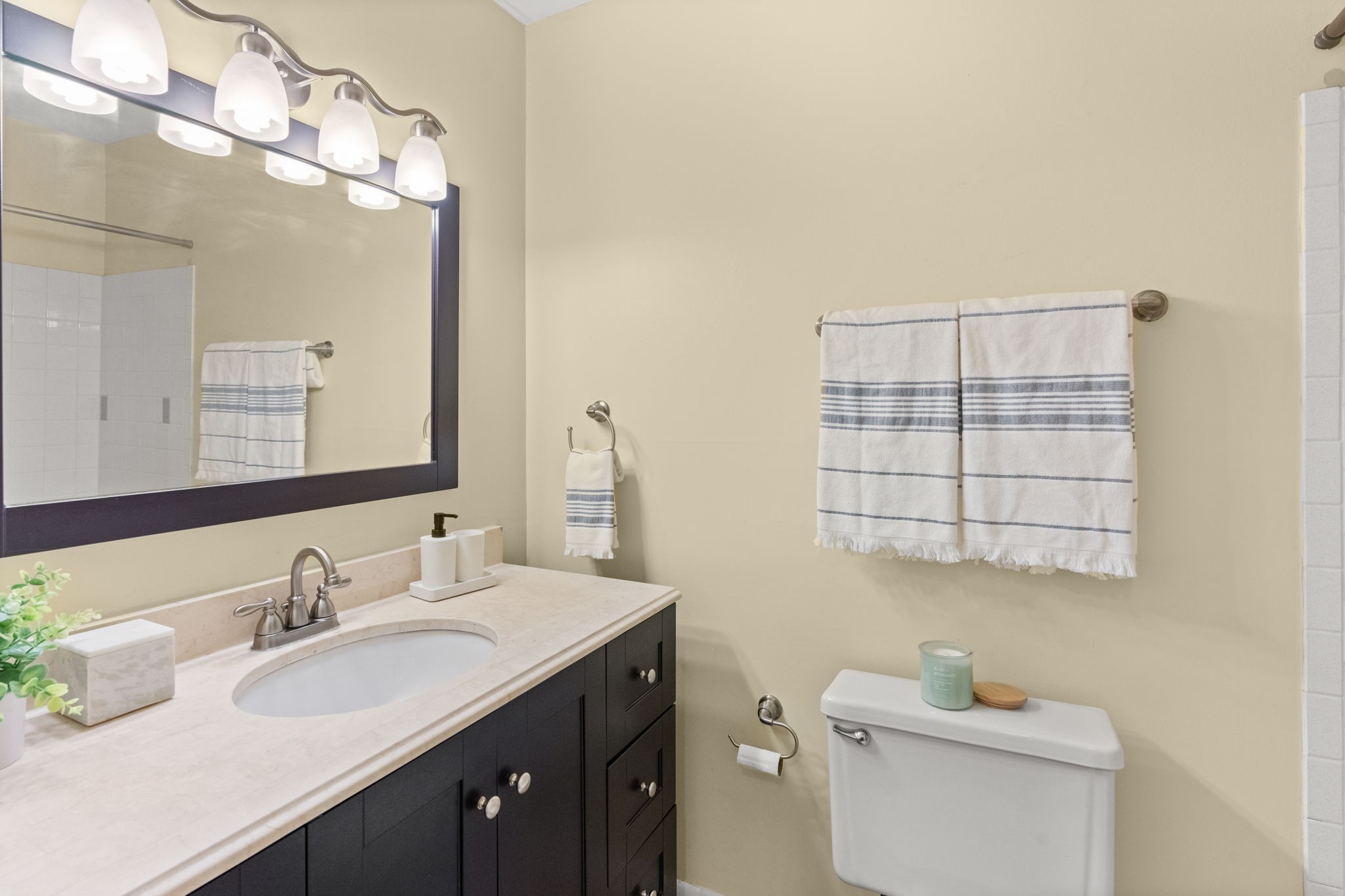 1900 Richard Jones Road, Unit B207 Nashville, TN 37215 - Photo 9 of 24