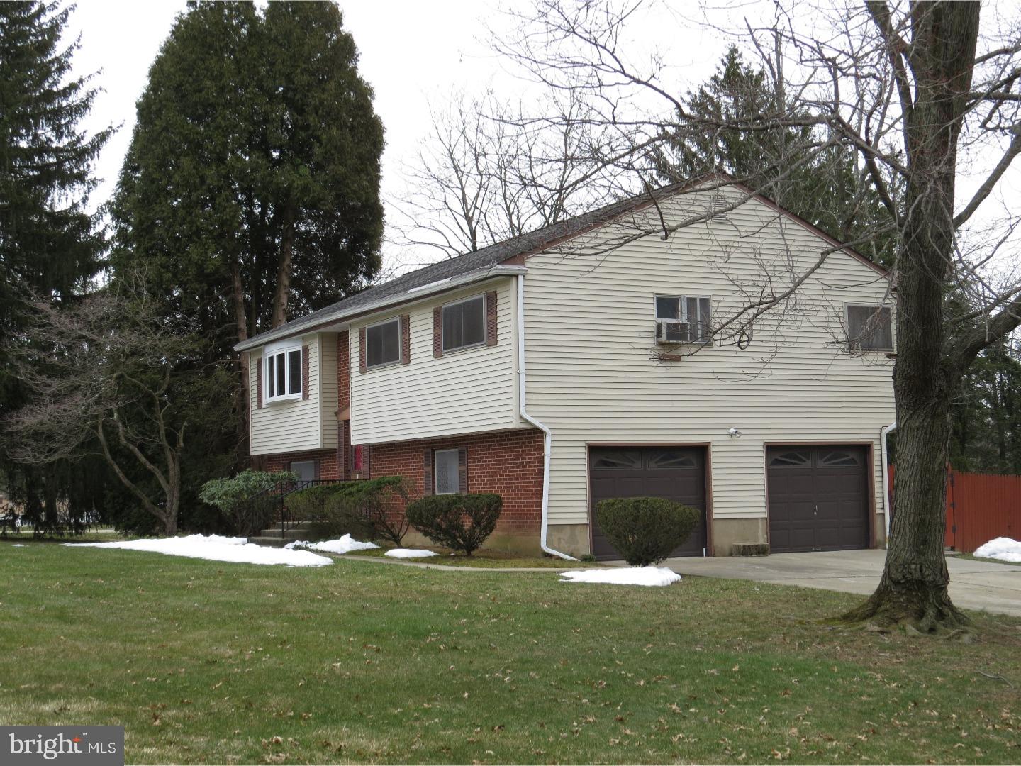 31 Bayberry Road Ewing, NJ 08618 - Photo 3 of 25 Exterior Side