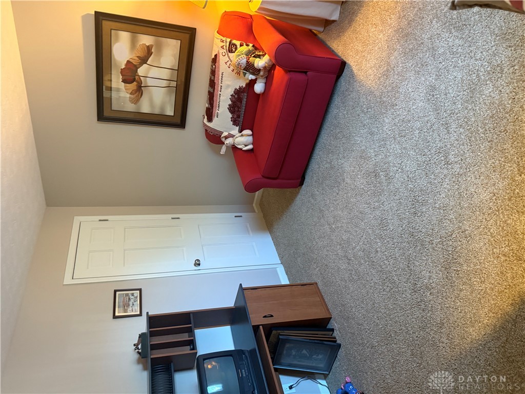 1943 Washington South Road Dayton, OH 45458 - Photo 19 of 25