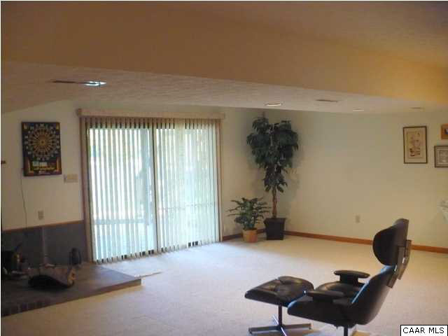 2 Laguna Road Palmyra, VA 22963 - Photo 29 of 31 a view of a room with furniture and window