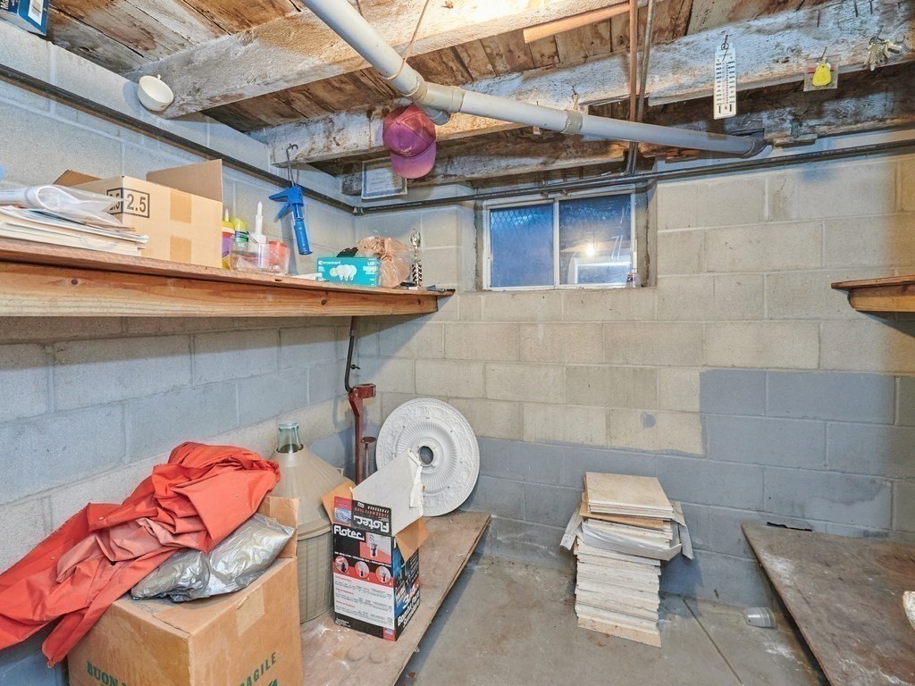 371 Cherry Street Newton, MA 02465 - Photo 32 of 38