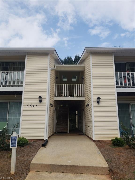 5643 Hornaday Road, Unit H Greensboro, NC 27409 - Photo 1 of 20 Gallery Image 1