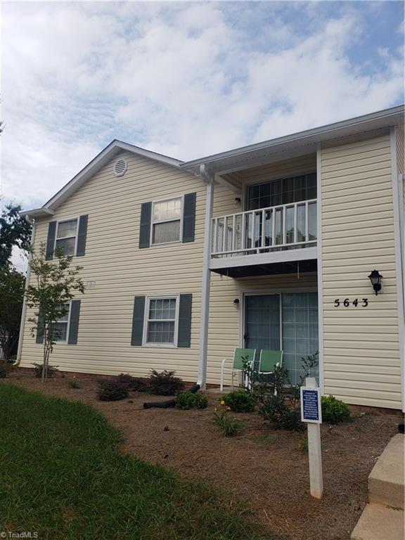 5643 Hornaday Road, Unit H Greensboro, NC 27409 - Photo 2 of 20 Gallery Image 2