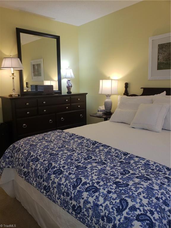 5643 Hornaday Road, Unit H Greensboro, NC 27409 - Photo 17 of 20 Gallery Image 17