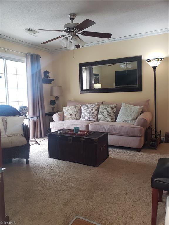 5643 Hornaday Road, Unit H Greensboro, NC 27409 - Photo 4 of 20 Gallery Image 4