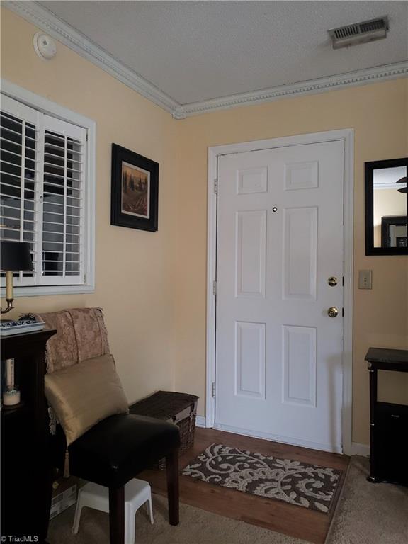 5643 Hornaday Road, Unit H Greensboro, NC 27409 - Photo 7 of 20 Gallery Image 7