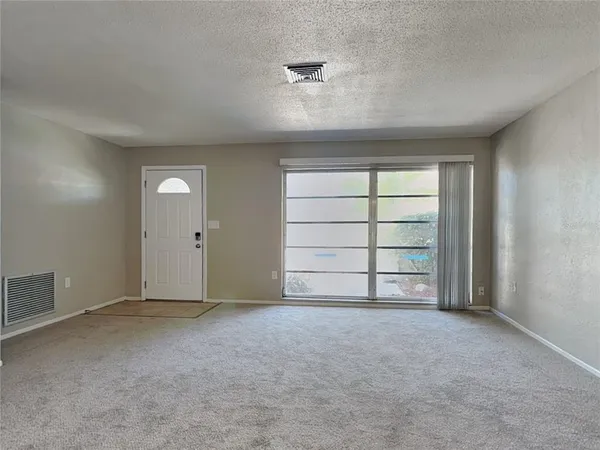 $1,919 | Undisclosed Address, Tarpon Springs, FL 34689