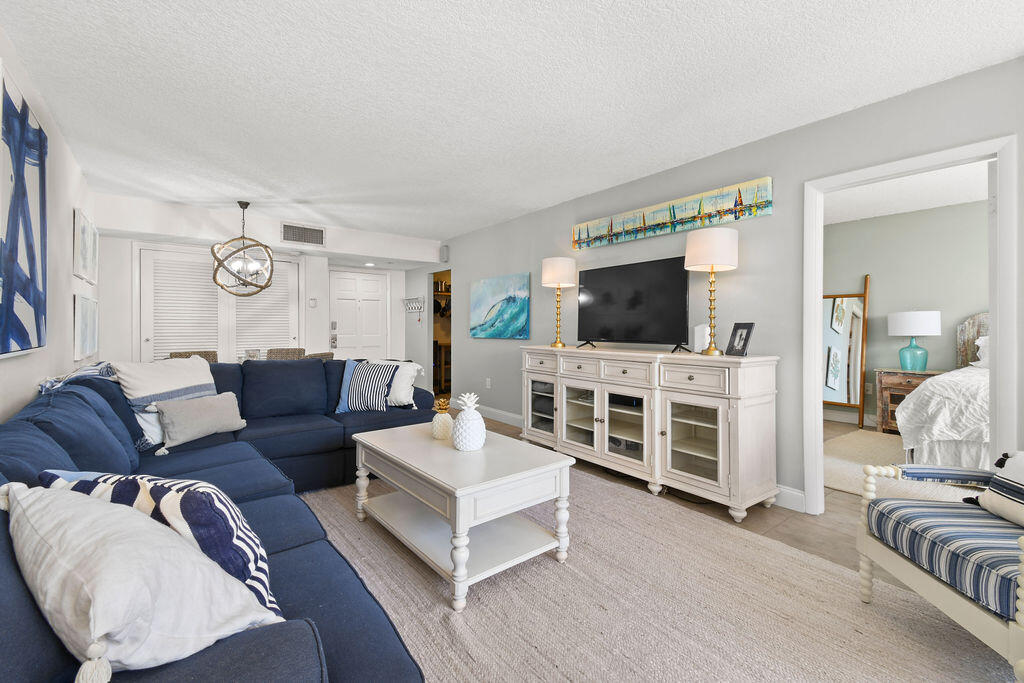 225 South Beach Road, Unit 103 Tequesta, FL 33469 - Photo 13 of 45 225SBeachRd#103_09