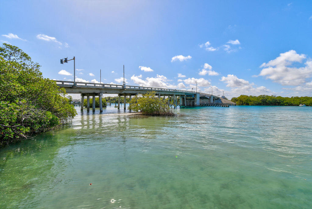 225 South Beach Road, Unit 103 Tequesta, FL 33469 - Photo 25 of 45 225SBeachRd#103_24