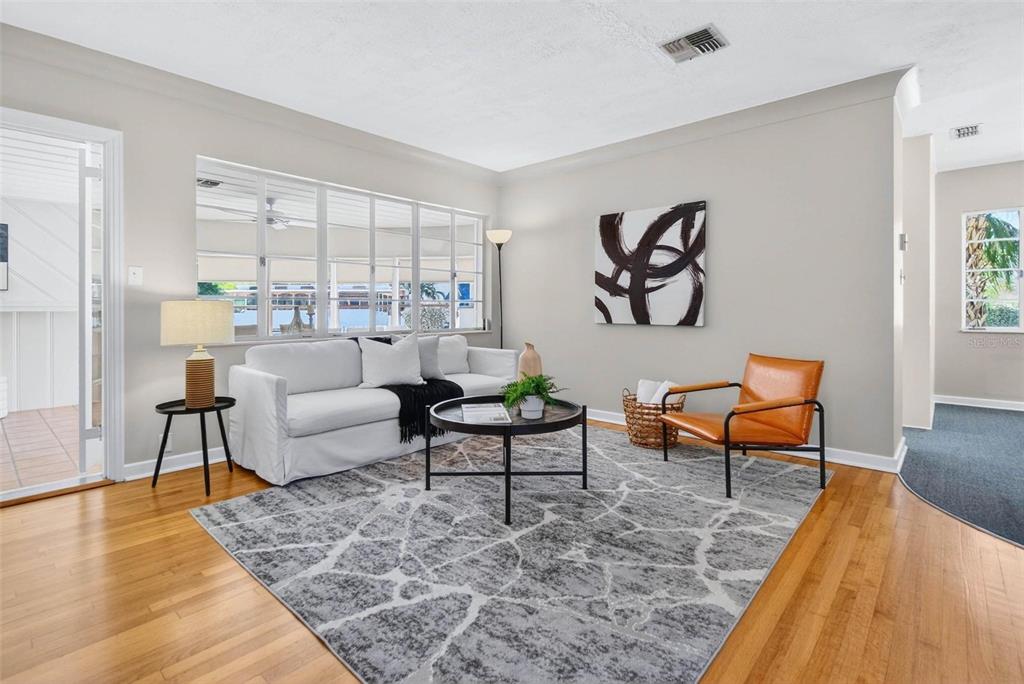 300 22nd Avenue South St. Petersburg, FL 33705 - Photo 14 of 82