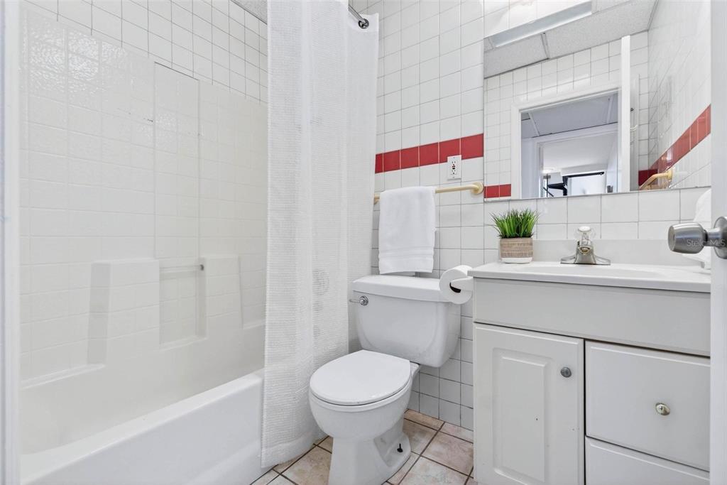 300 22nd Avenue South St. Petersburg, FL 33705 - Photo 28 of 82