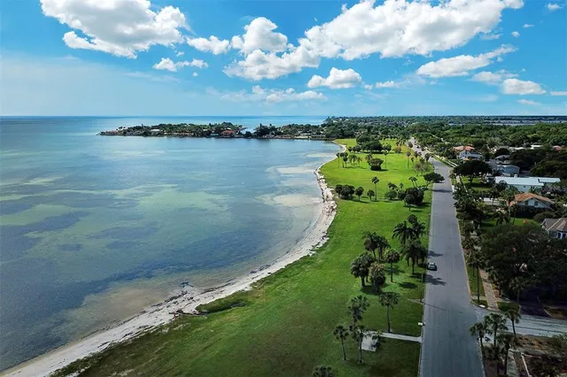 $550,000 | 300 22nd Avenue South, St. Petersburg, FL 33705