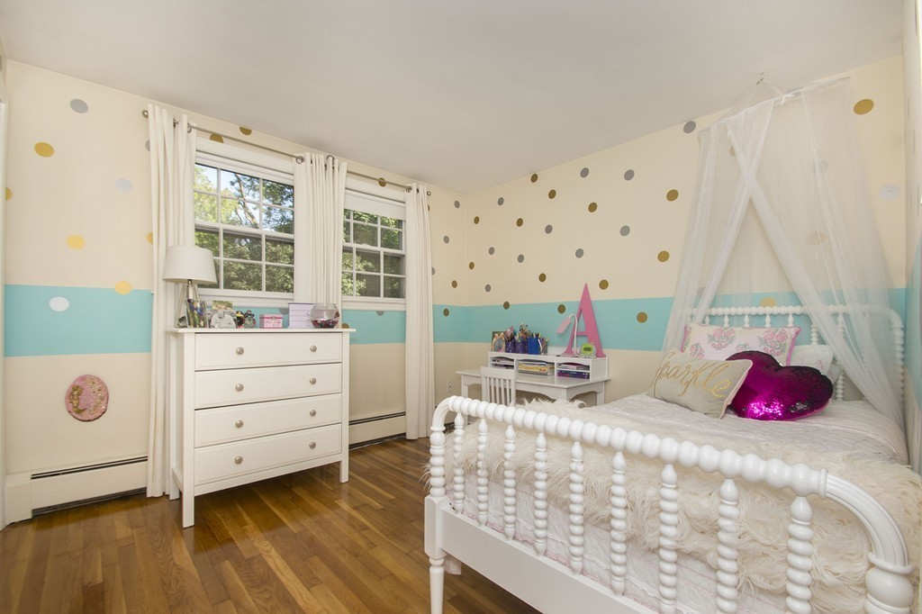 44 Hughey Road Scituate, MA 02066 - Photo 10 of 19 Gallery Image 10