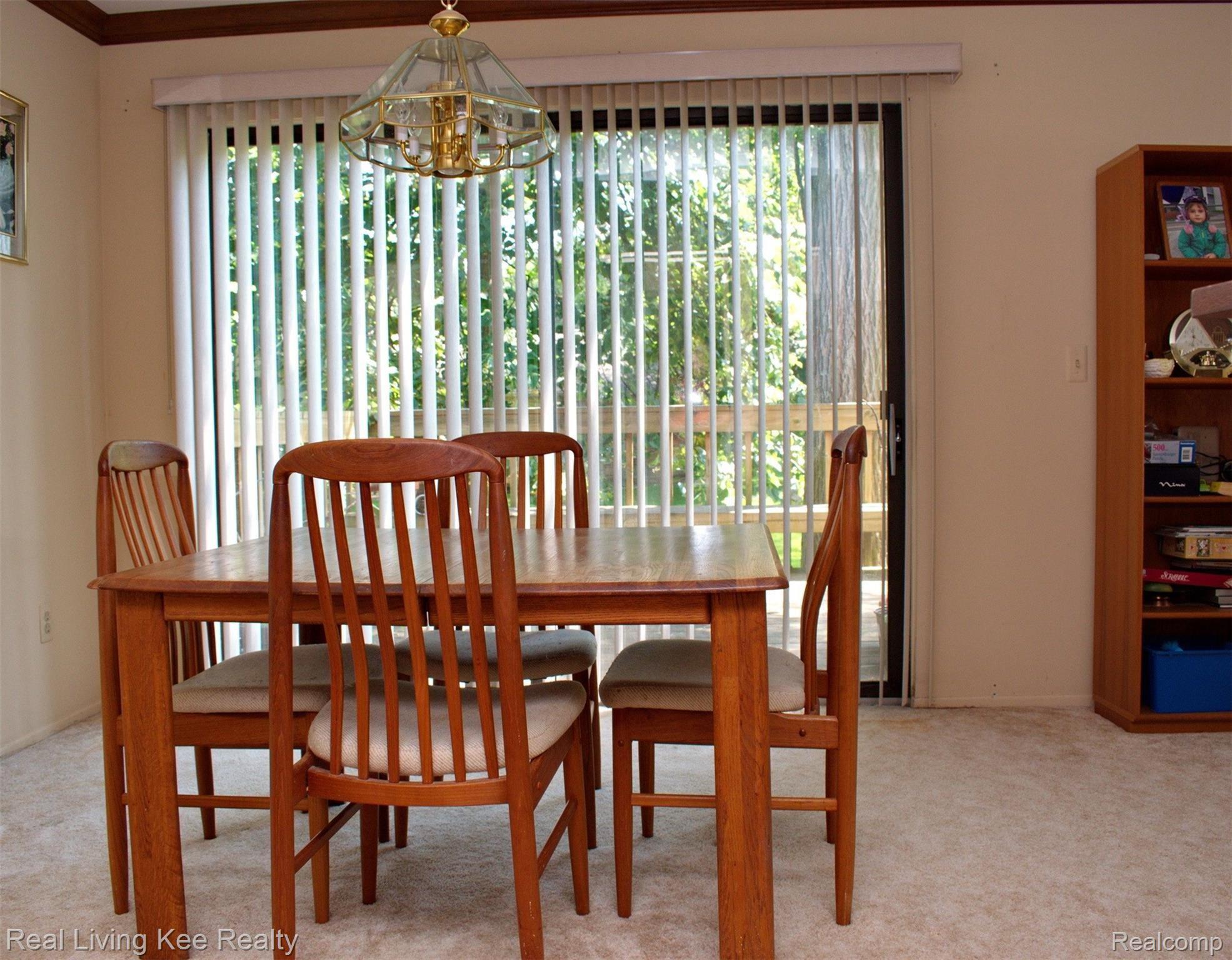 1893 Christy Court Rochester, MI 48309 - Photo 9 of 37 Dining Rm 2.jpg