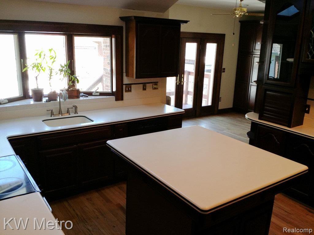 1422 Nottingham Road Grosse Pointe, MI 48230 - Photo 4 of 42 IMG_20140531_161202-1.jpg