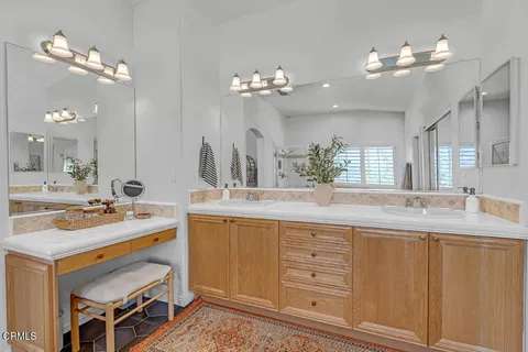 $1,098,000 | 28067 Liana Lane, Valencia, CA 91354