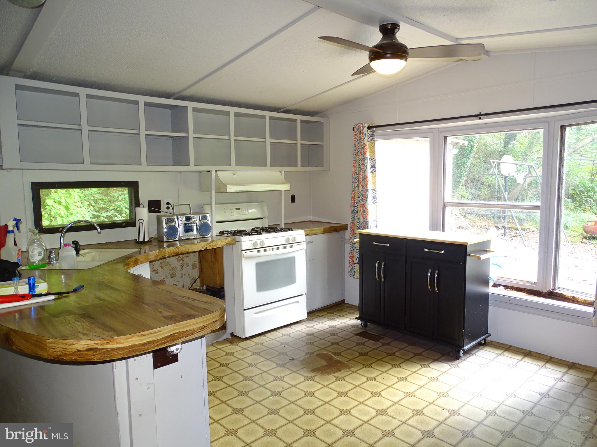 1351 Haines Ext Road York, PA 17402 - Photo 16 of 42 Gallery Image 16